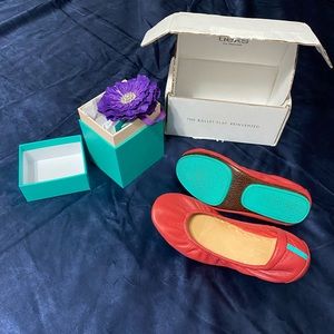 Cardinal red Tieks size 7